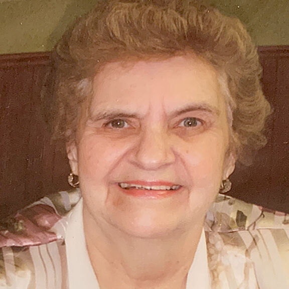 Mary Jo (Henenberg) Braun, 82, Arnold